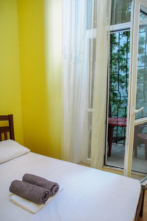Golden Globus Hostel Kijev Kültér fotó