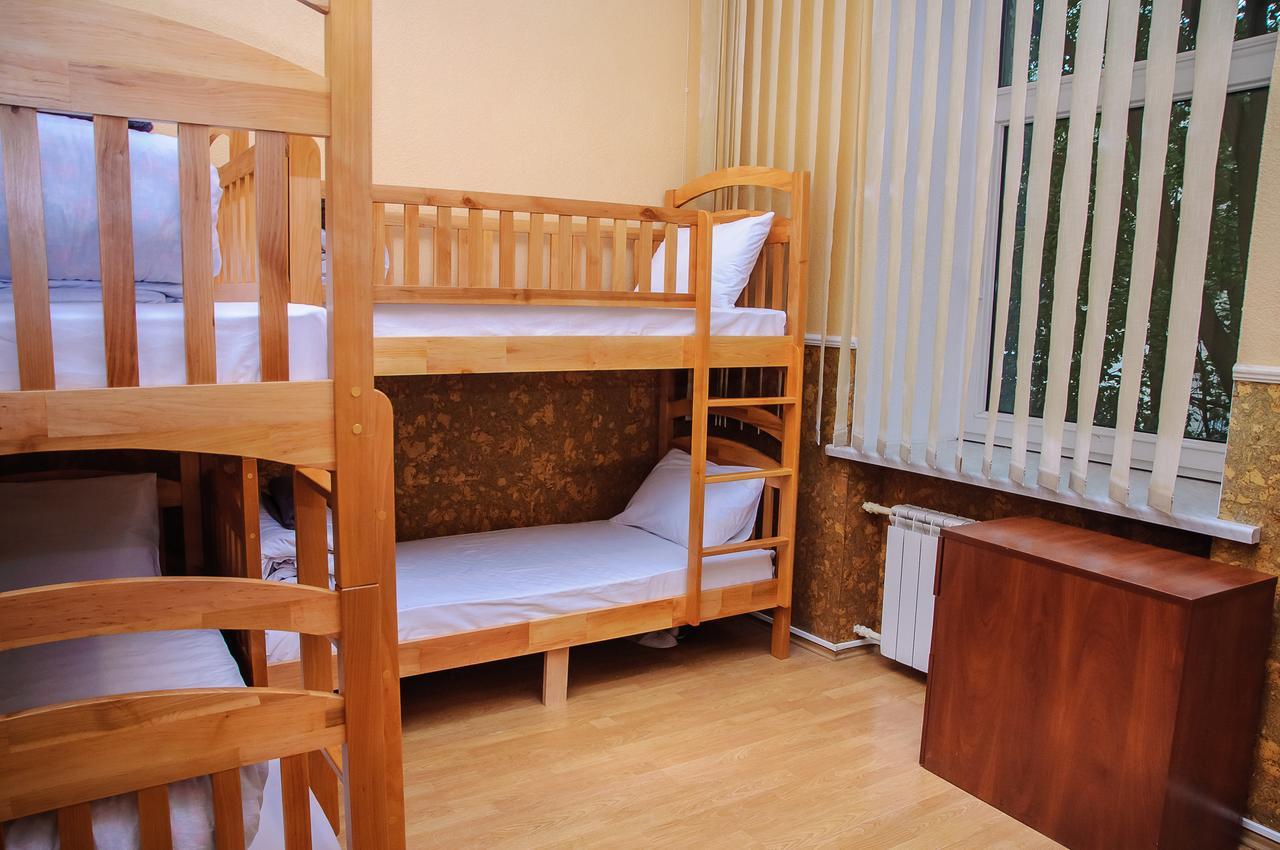Golden Globus Hostel Kijev Kültér fotó